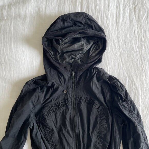 Lululemon Reversible Dance Studio Jacket (sz 6) - Picture 2 of 8